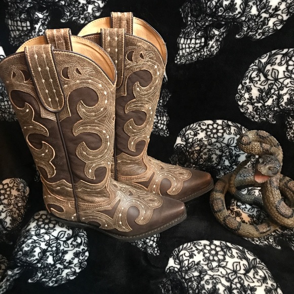 Cowboy Boots - Picture 2 of 3
